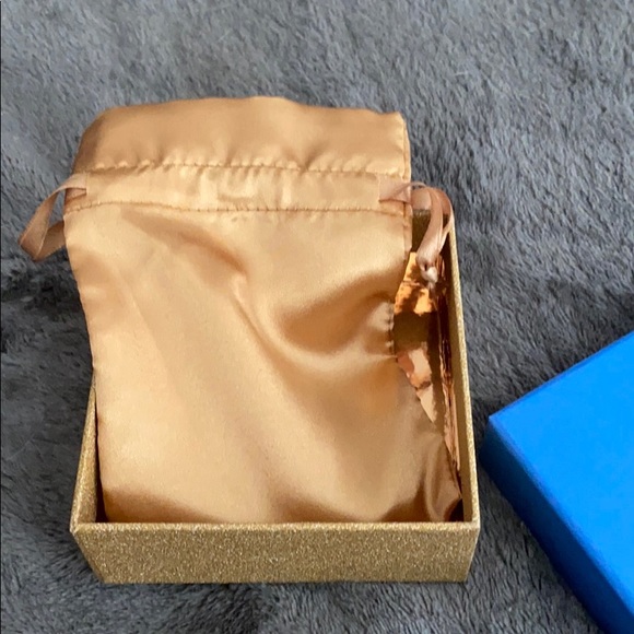 Danielle Nicole Beauty and the Beast Necklace - Picture 4 of 6